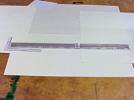 Clamp L=1054, Hub 5mm - F4.334.039 / - Spannleiste L=1054, Hub 5mm